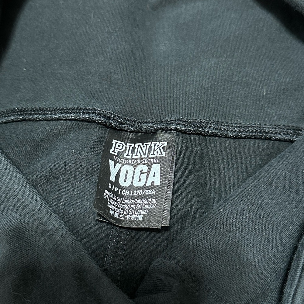 PINK Victoria's Secret Women’s Spandex Biker Shorts - Picture 7 of 10